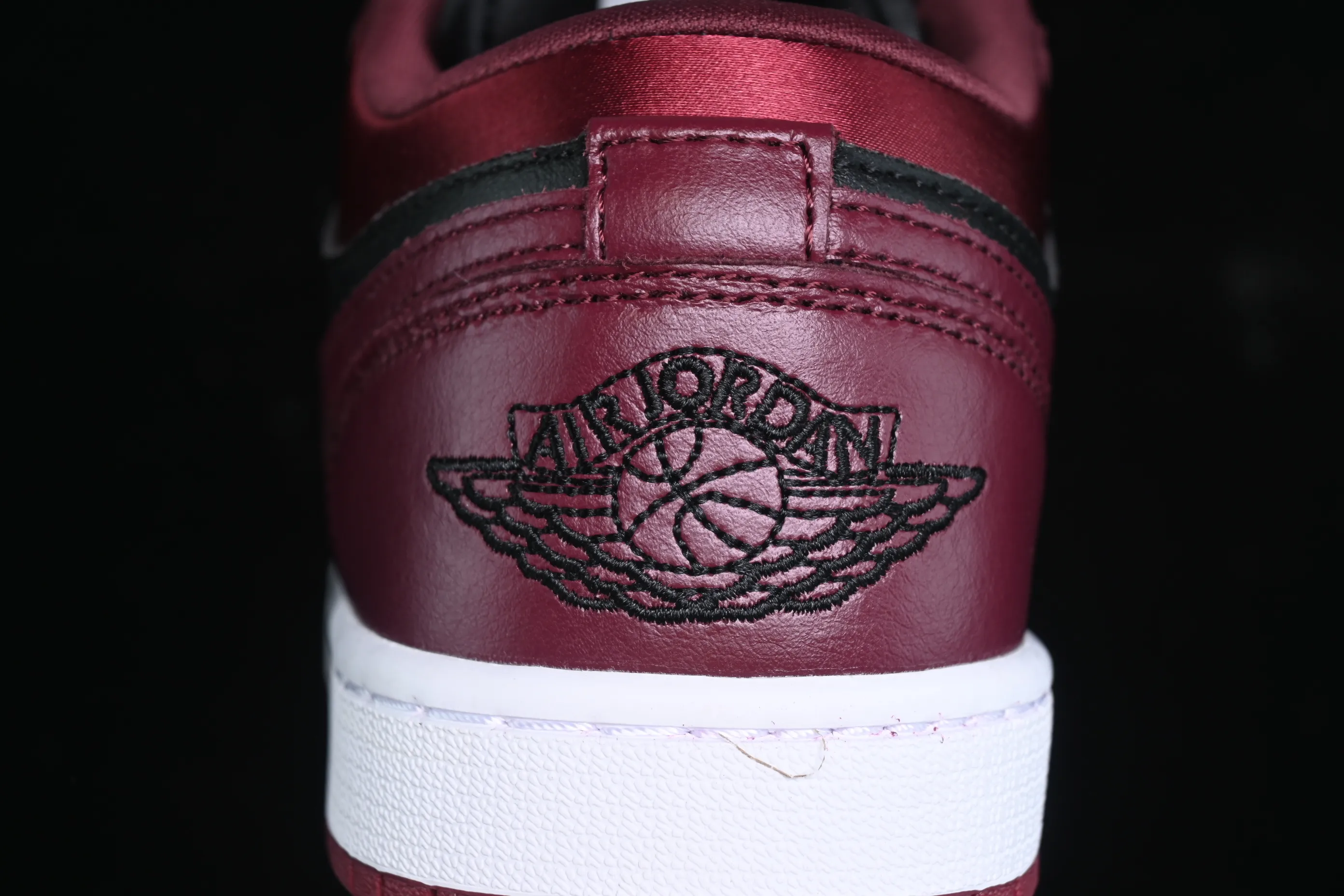 All categories Air Jordan Jordan series basketball shoes Air Jordan 1 Low Air Jordan 1 Low AJ1 Joe 1 black wine red metal flying wings DB6491-600